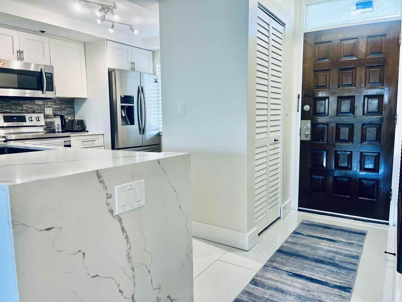 3000 Presidential Way Apt 306 - Photo 3 of 29