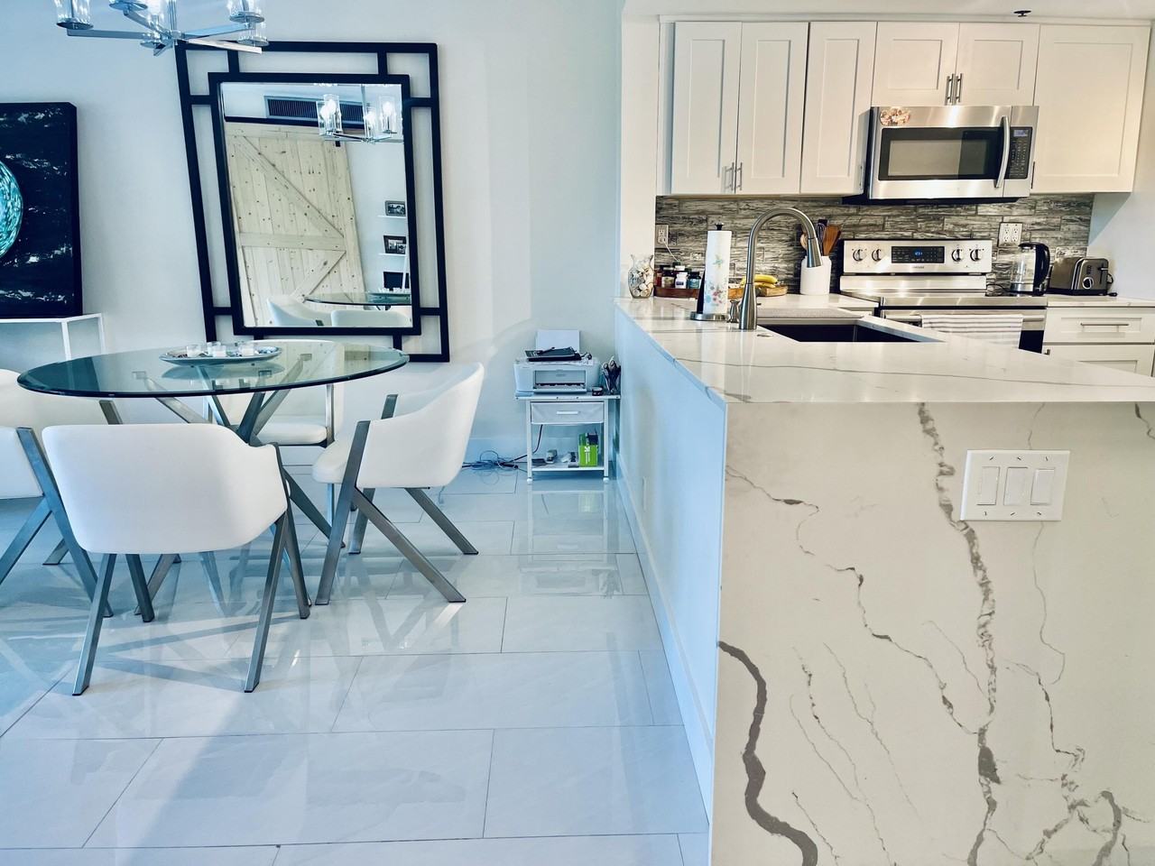 3000 Presidential Way Apt 306 - Photo 5 of 29