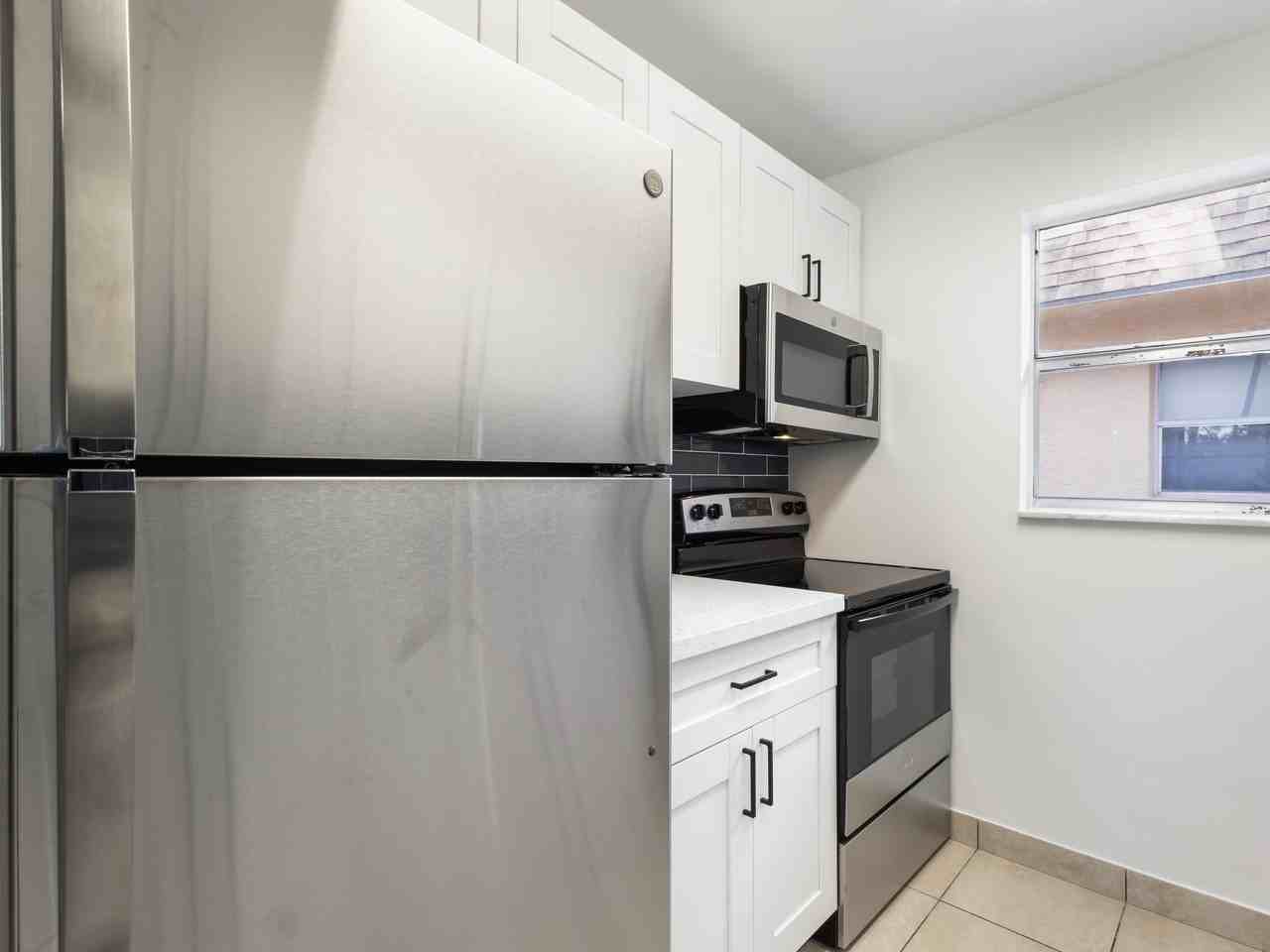 450 Sw 2nd Ave Unit 2050 - Photo 2 of 12