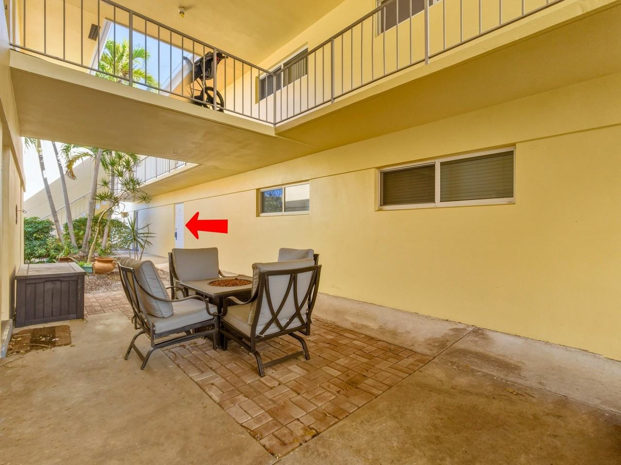 727 Hummingbird Way Apt 2 - Photo 2 of 15