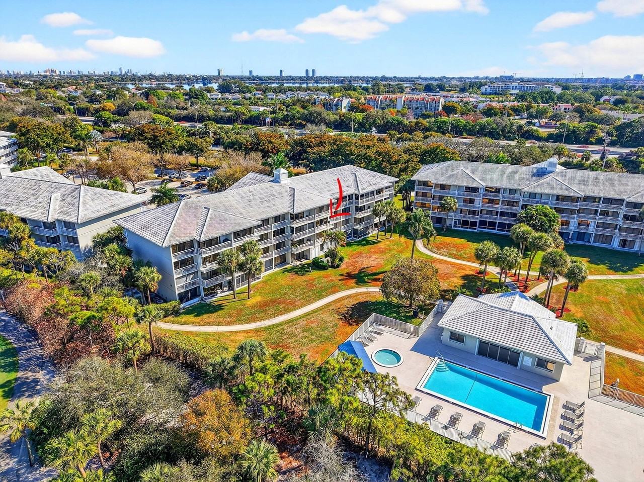 2701 Village Blvd Apt 303 - Photo 3 of 45