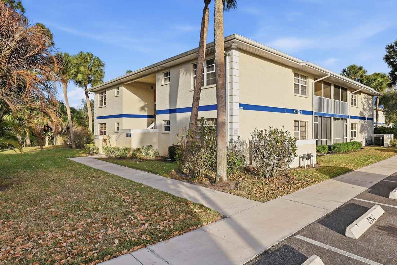 1502 Se Royal Green Cir Unit 201 - Photo 2 of 16