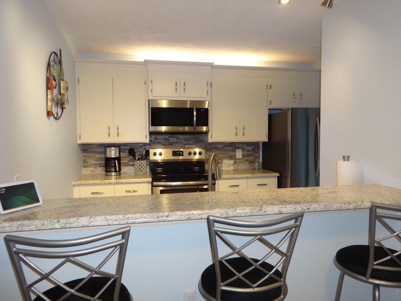 1424 14th Ct - Photo 3 of 29