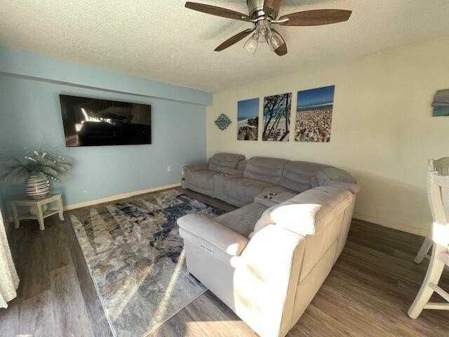 1424 14th Ct - Photo 7 of 29