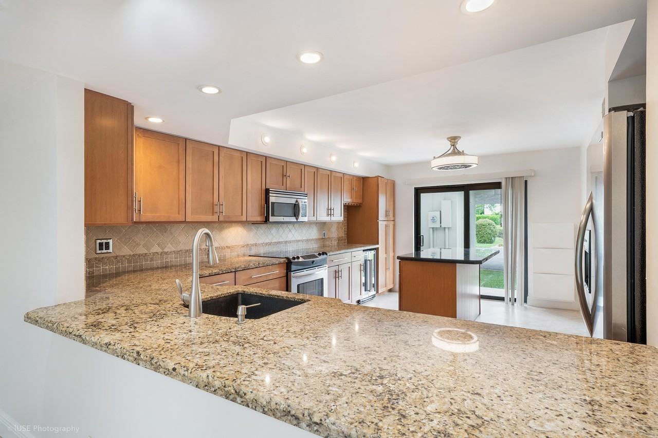 320 Deer Creek Wildwood Ln E - Photo 7 of 36