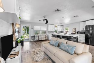 1605 Treemont Ave - Photo 1 of 1