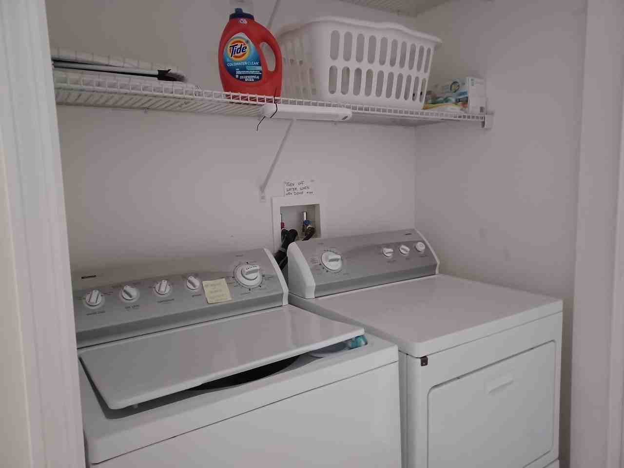 426 Easy St - Photo 4 of 12