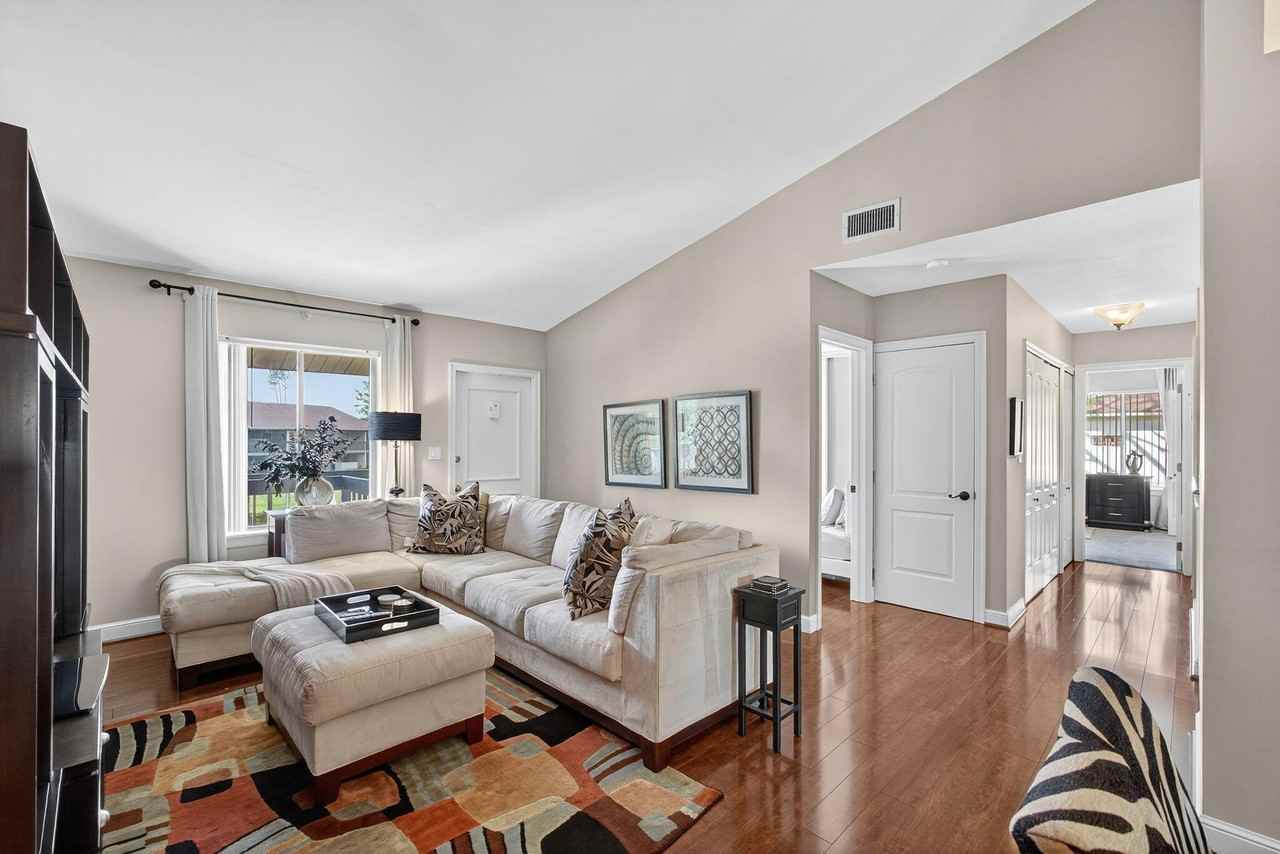 6485 Chasewood Dr #G - Photo 7 of 38