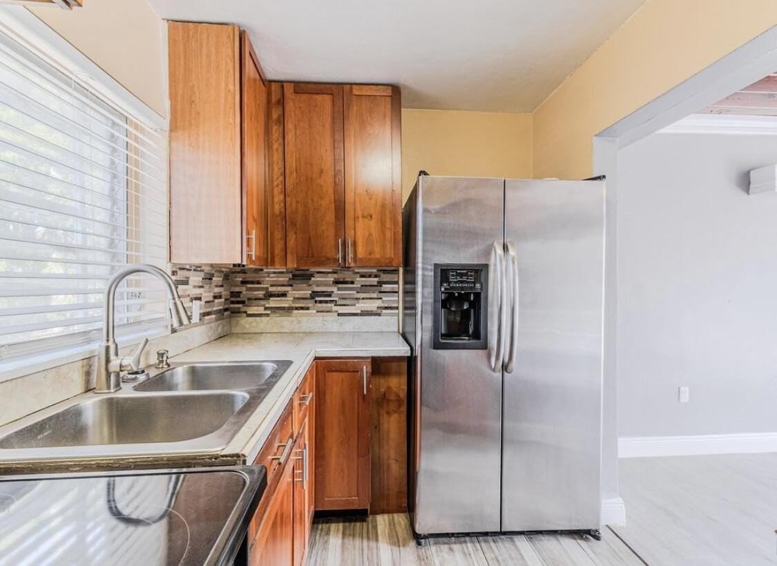 112 W 34th St Apt 2 - Photo 7 of 19