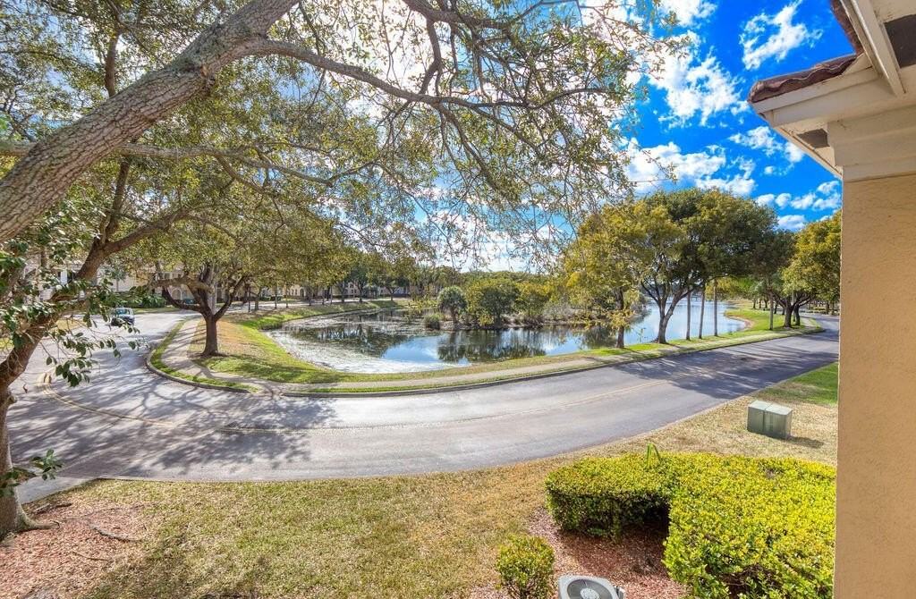 2400 Centergate Dr Apt 202 - Photo 5 of 37