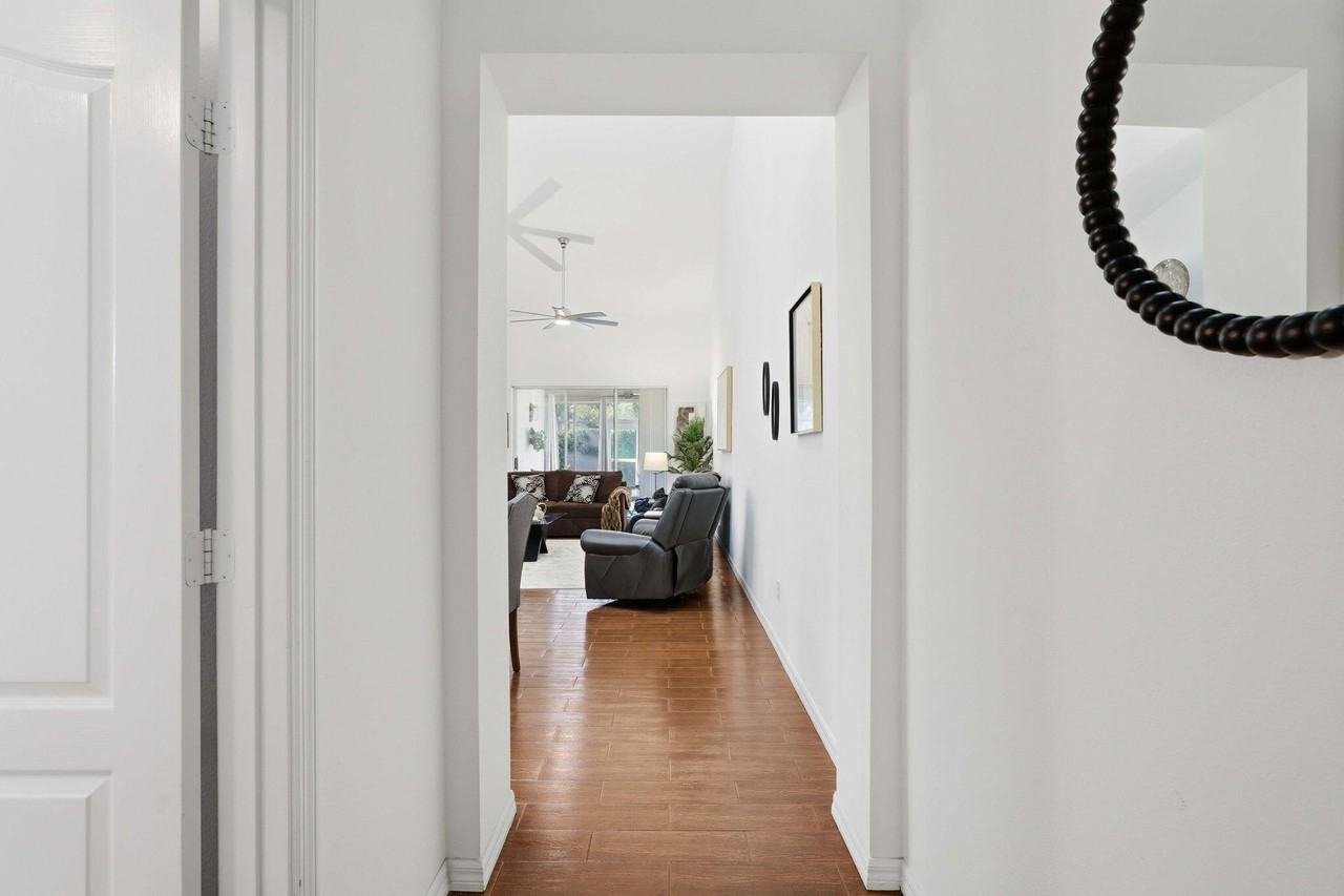 1632 Sw Harbour Isles Cir Unit 88 - Photo 5 of 30