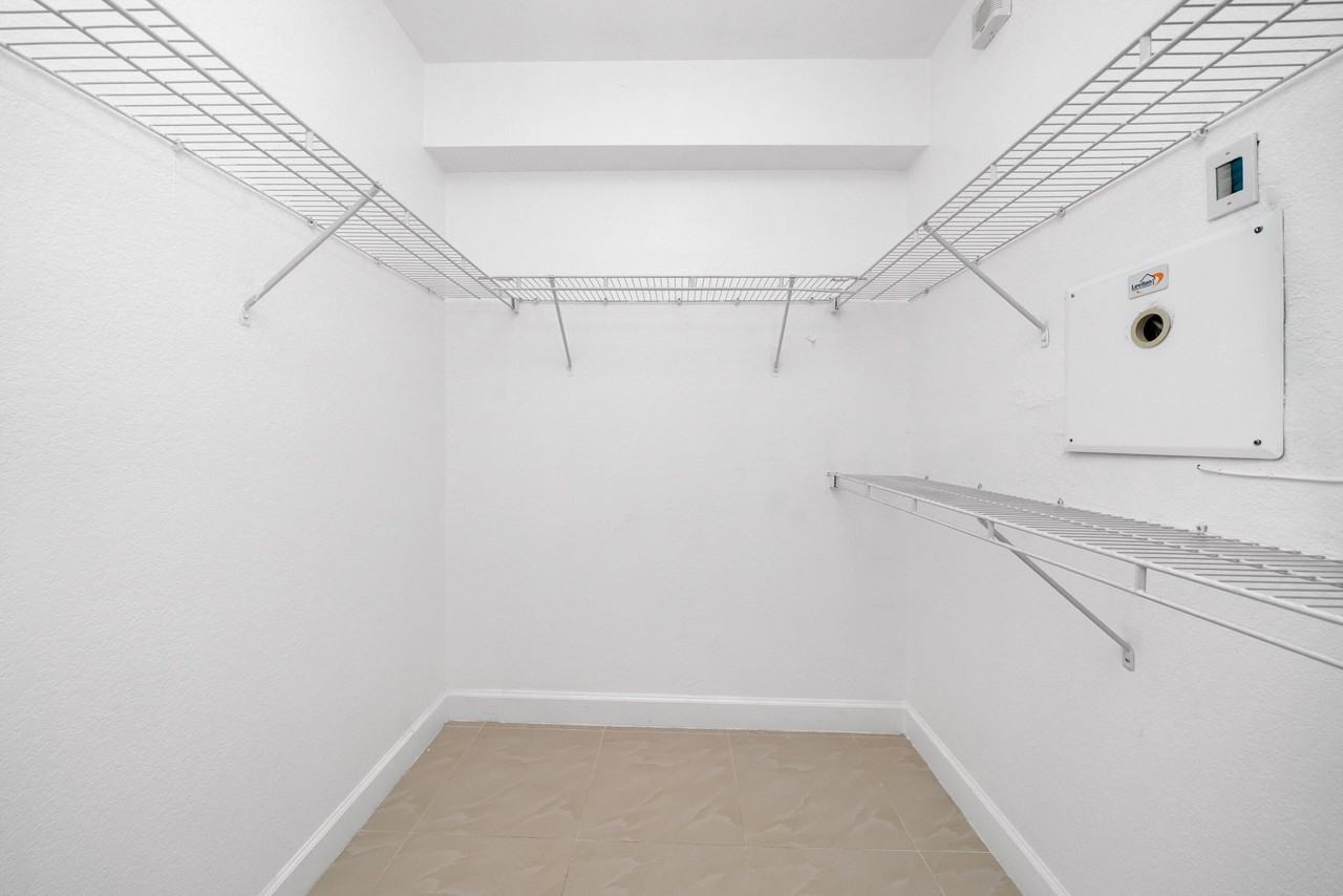 1830 Radius Dr Apt 405 - Photo 6 of 19