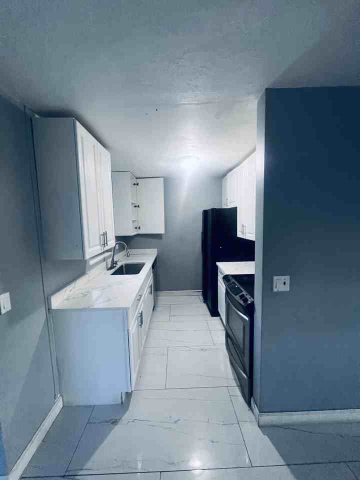 938 Sarazen Dr - Photo 5 of 13