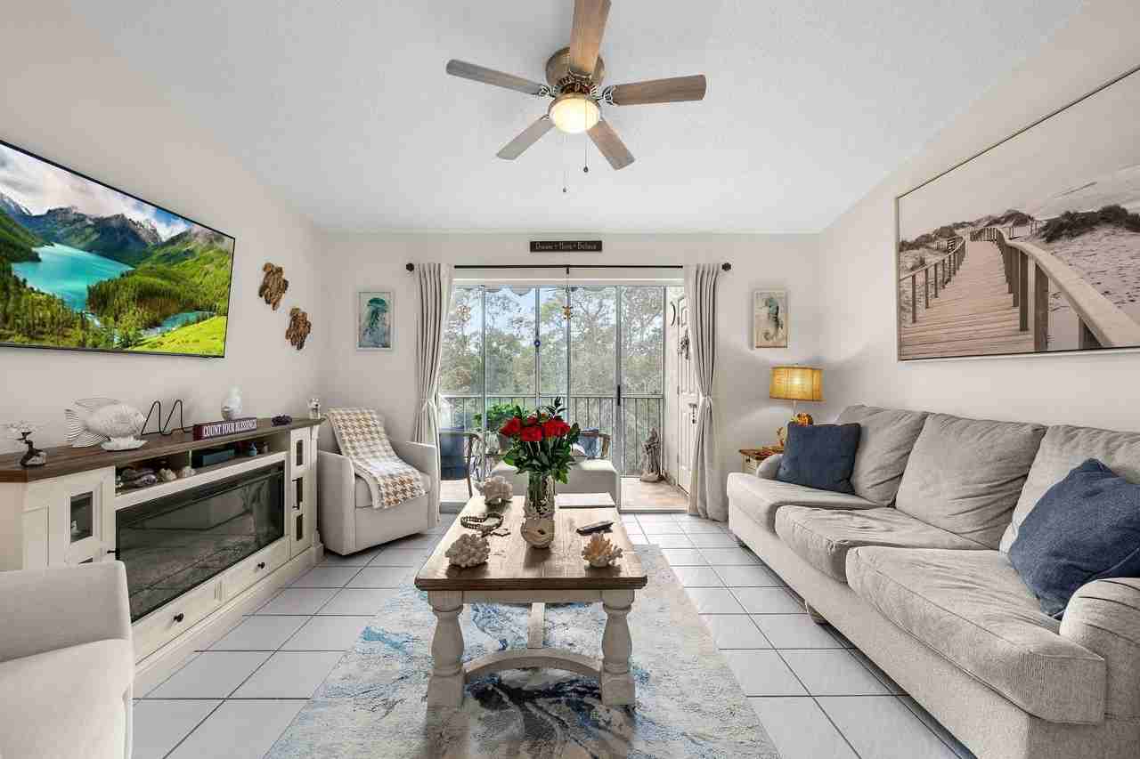 2502 Se Anchorage Cv Apt E-3 - Photo 7 of 40