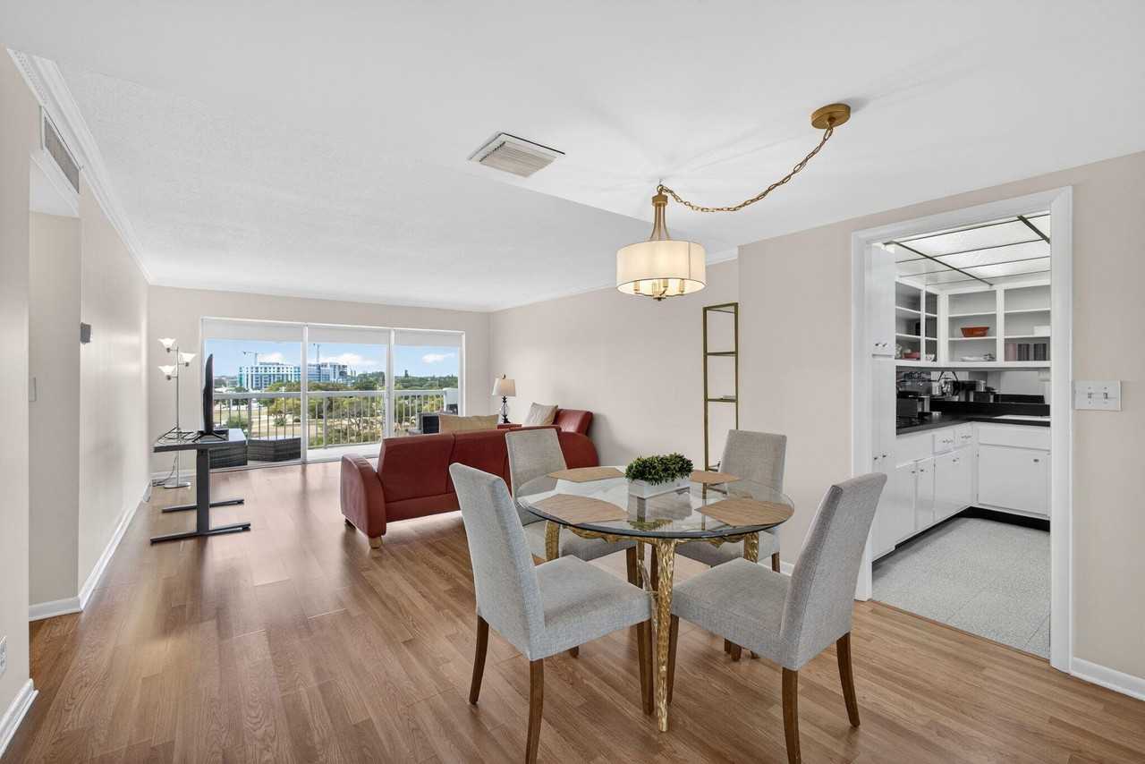 2600 N Flagler Dr Apt 701 - Photo 7 of 43