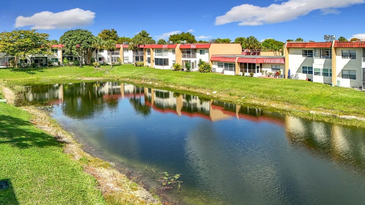 235 Lake Dora Dr - Photo 7 of 50