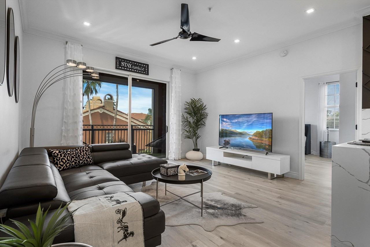 11730 Saint Andrews Pl Apt 304 - Photo 4 of 27