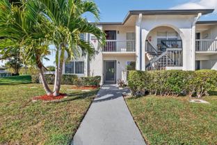 5675 Queen Palm Ct Apt E #Apt E - Photo 1 of 1