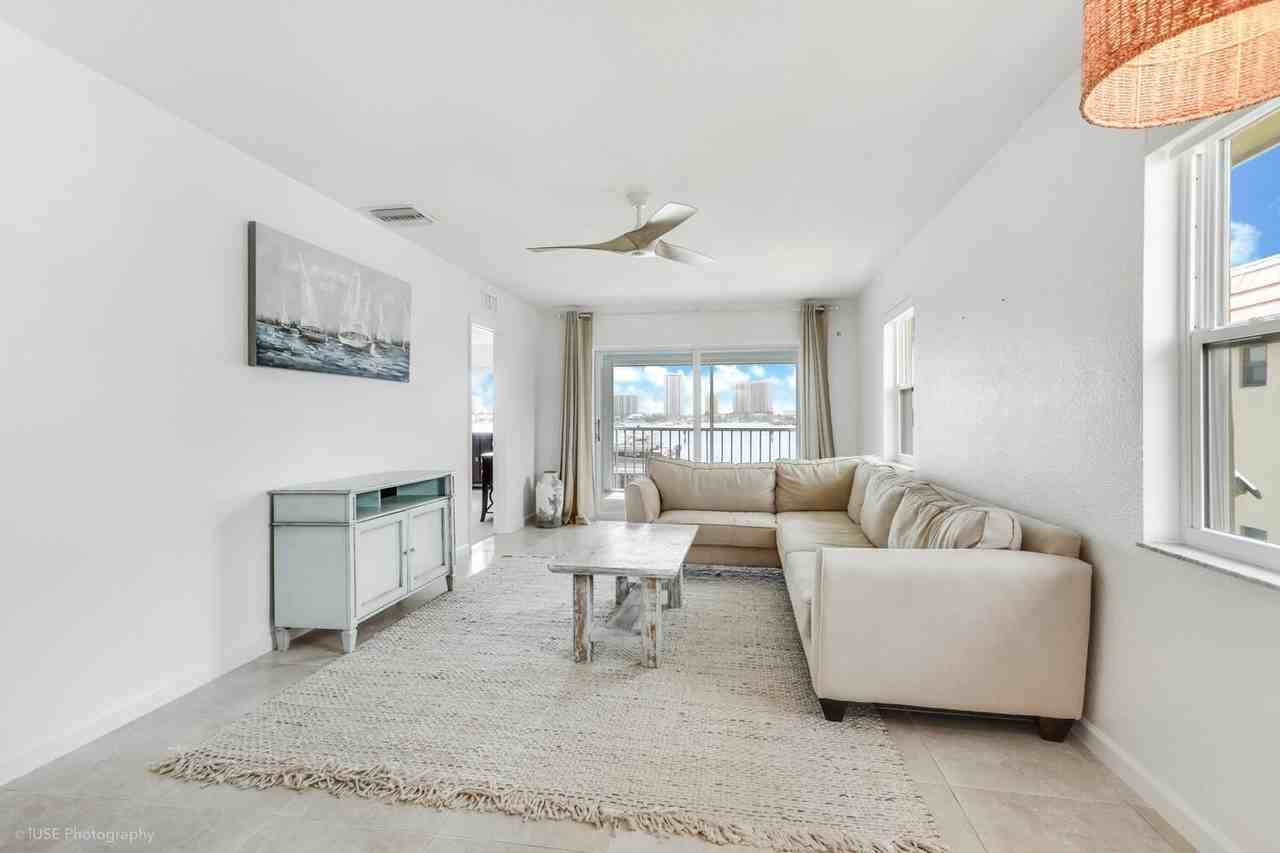 370 Wilma Cir Apt 2 - Photo 4 of 12