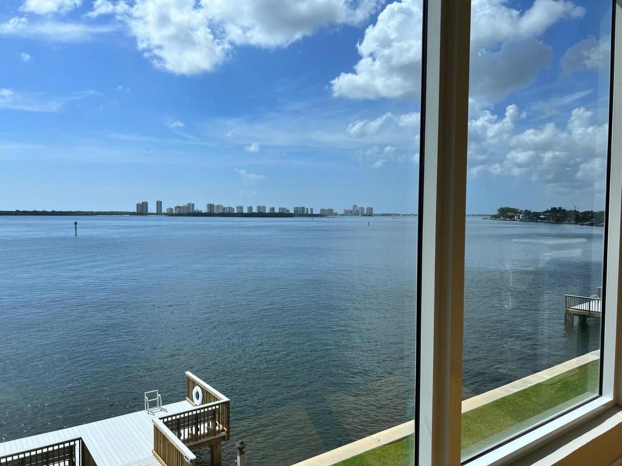 52 Yacht Club Dr #308 - Photo 2 of 23