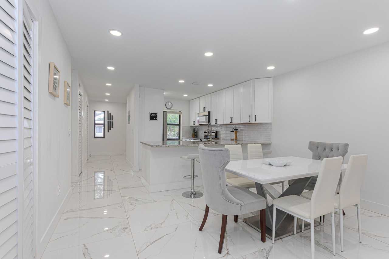 8545 Casa Del Lago Unit F - Photo 5 of 50