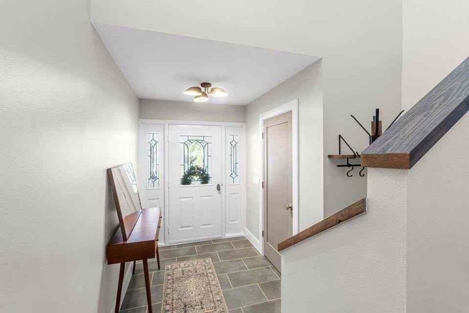 17138 Waterbend Dr #217 - Photo 3 of 32