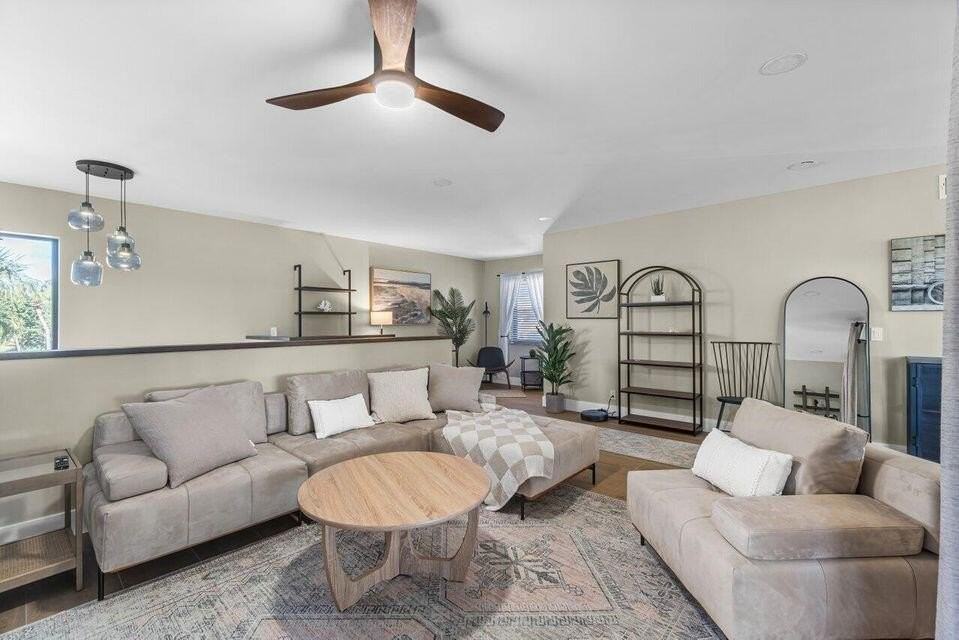 17138 Waterbend Dr #217 - Photo 6 of 32