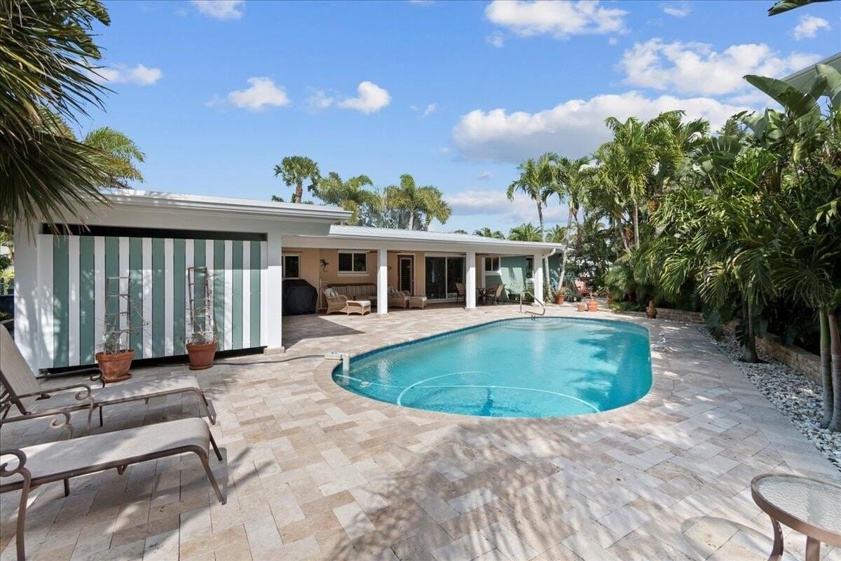 440 Jupiter Ln - Photo 5 of 34