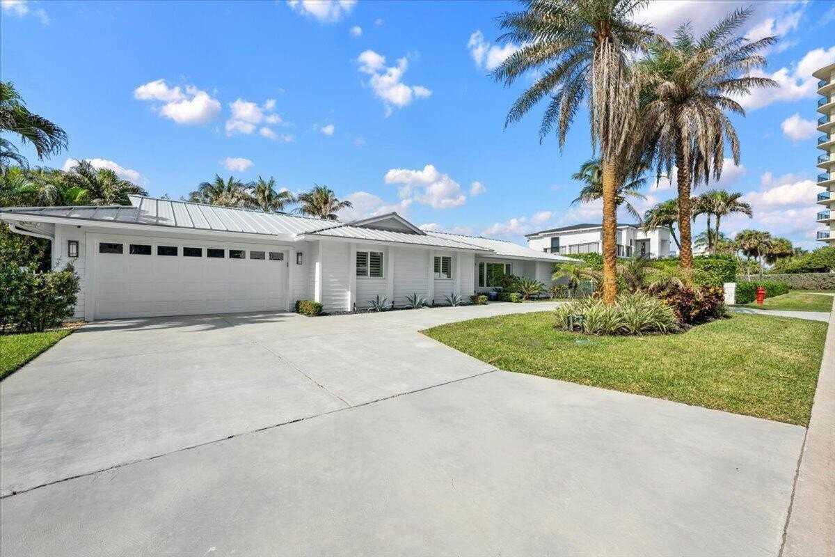 48 Ocean Dr - Photo 5 of 33