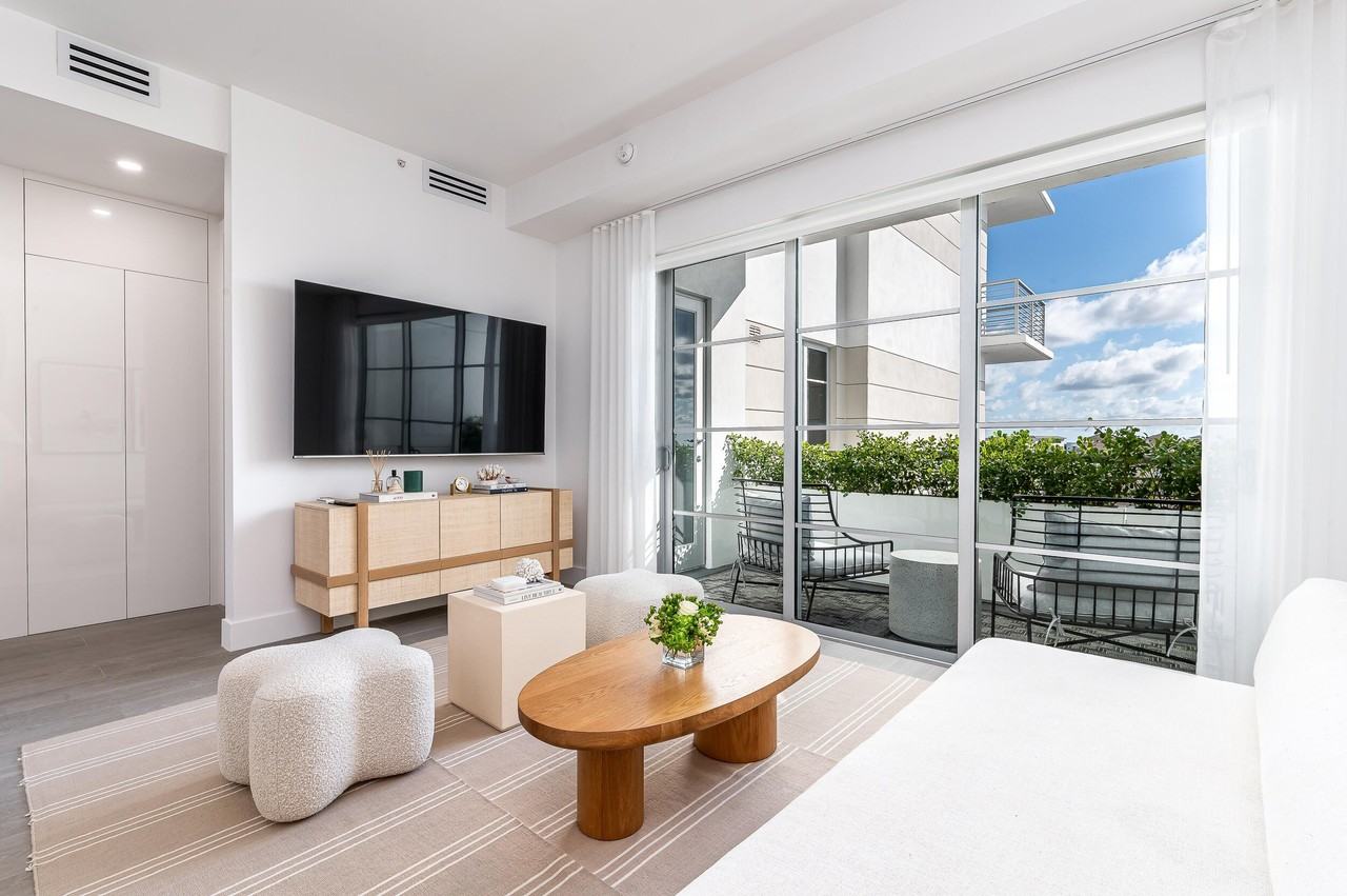 155 E Boca Raton Rd Unit 1008 - Photo 3 of 42