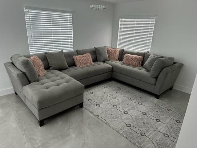 855 Date Palm Dr - Photo 4 of 11