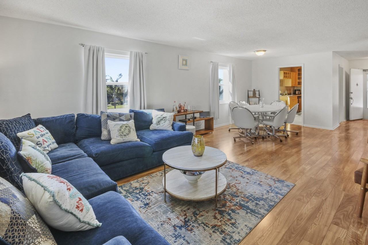 2936 Lake Shore Dr Apt 310 - Photo 2 of 21