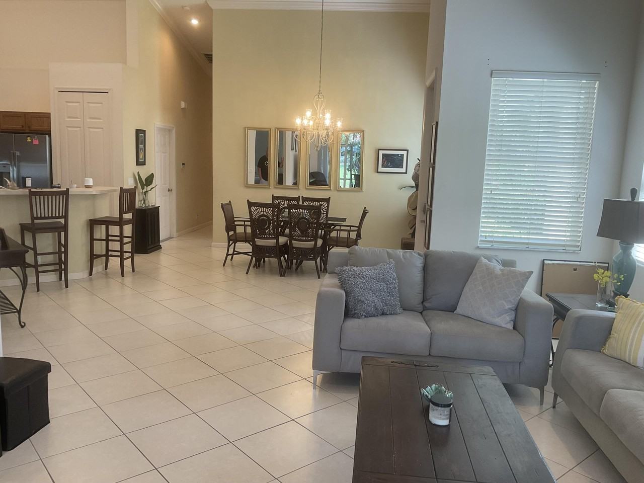 9201 Wentworth Ln - Photo 6 of 28