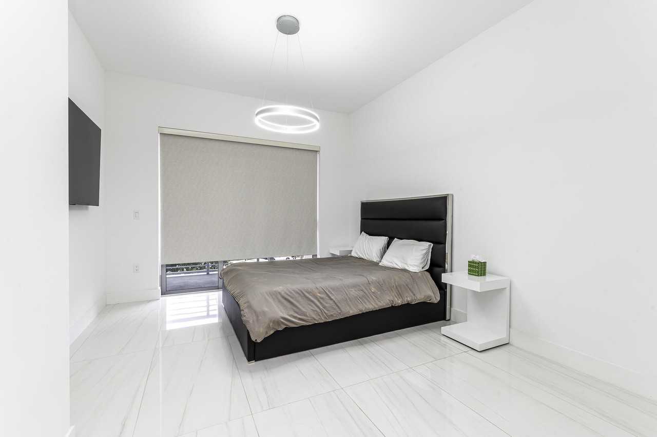 155 E Boca Raton Rd Unit 415 - Photo 7 of 41