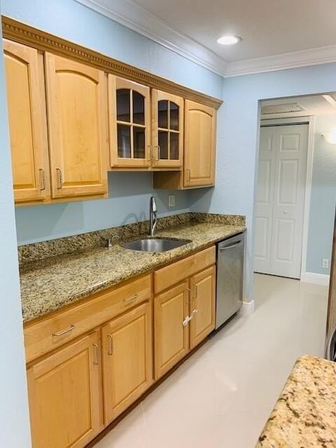 1515 E Broward Blvd Apt 223 - Photo 2 of 18