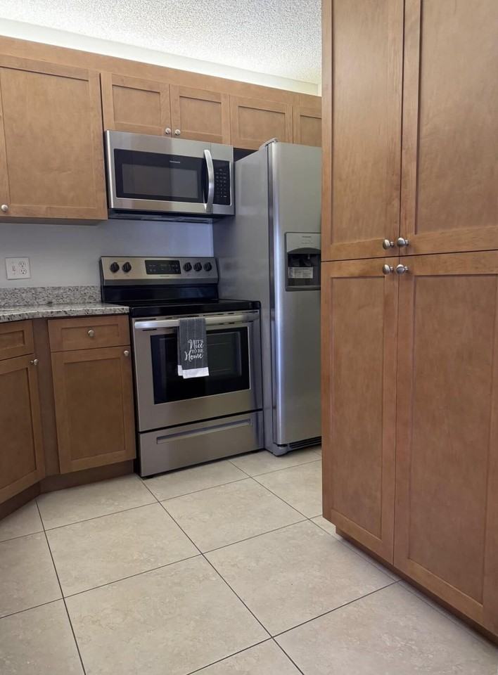 3606 Alder Dr Apt B2 - Photo 4 of 8