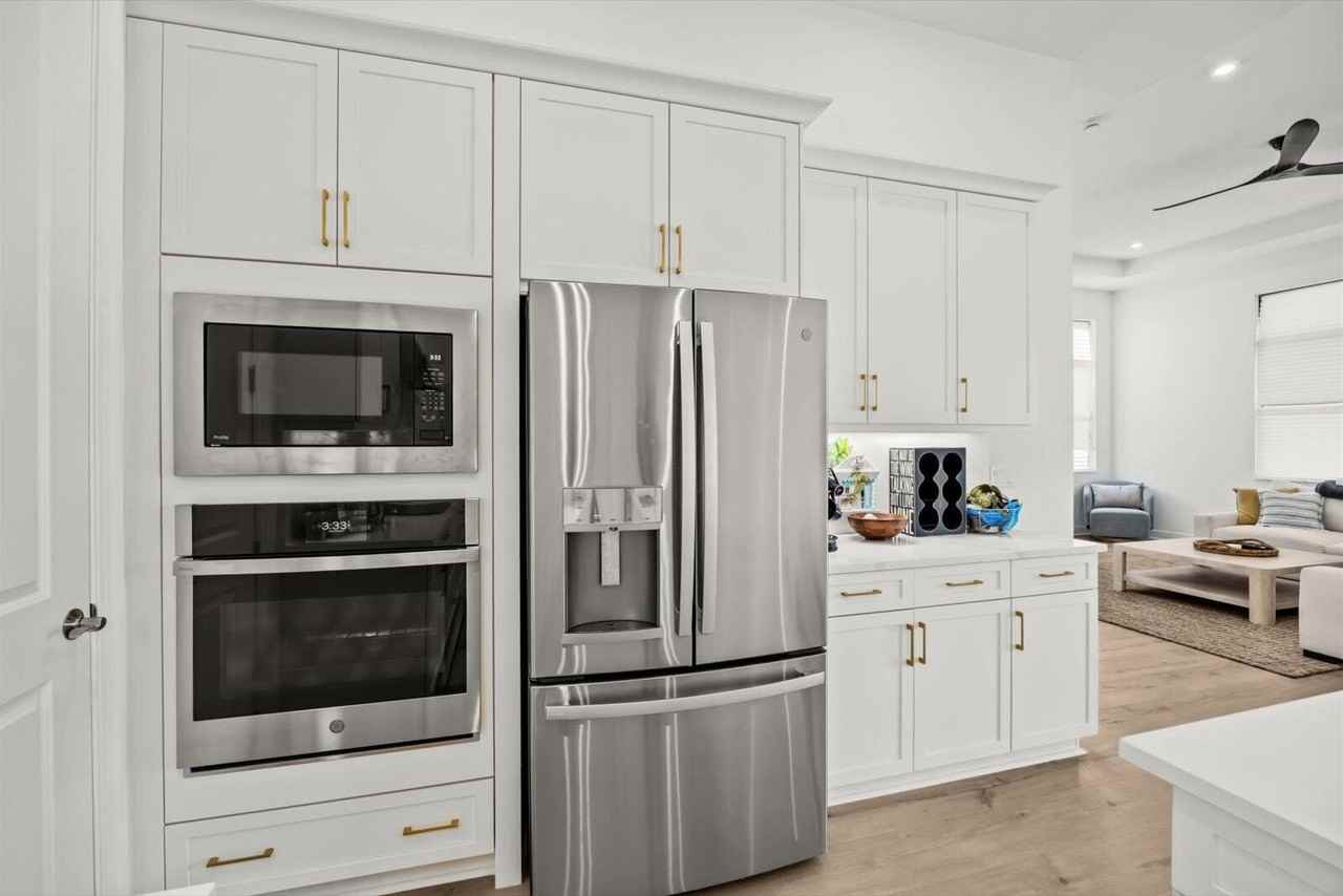 Sw Trenton Ln - Photo 7 of 40