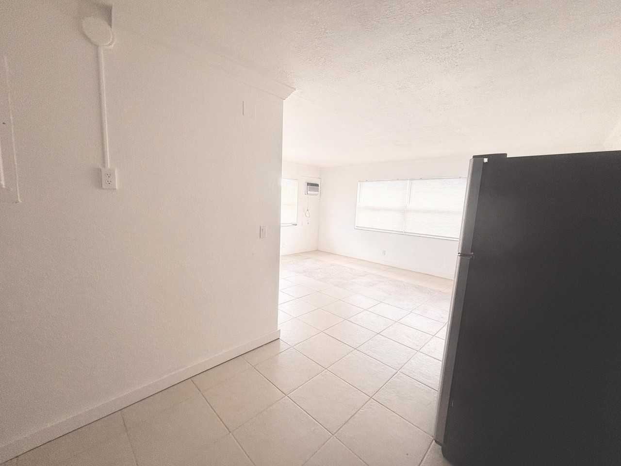 531 S C St Apt 6 - Photo 5 of 19