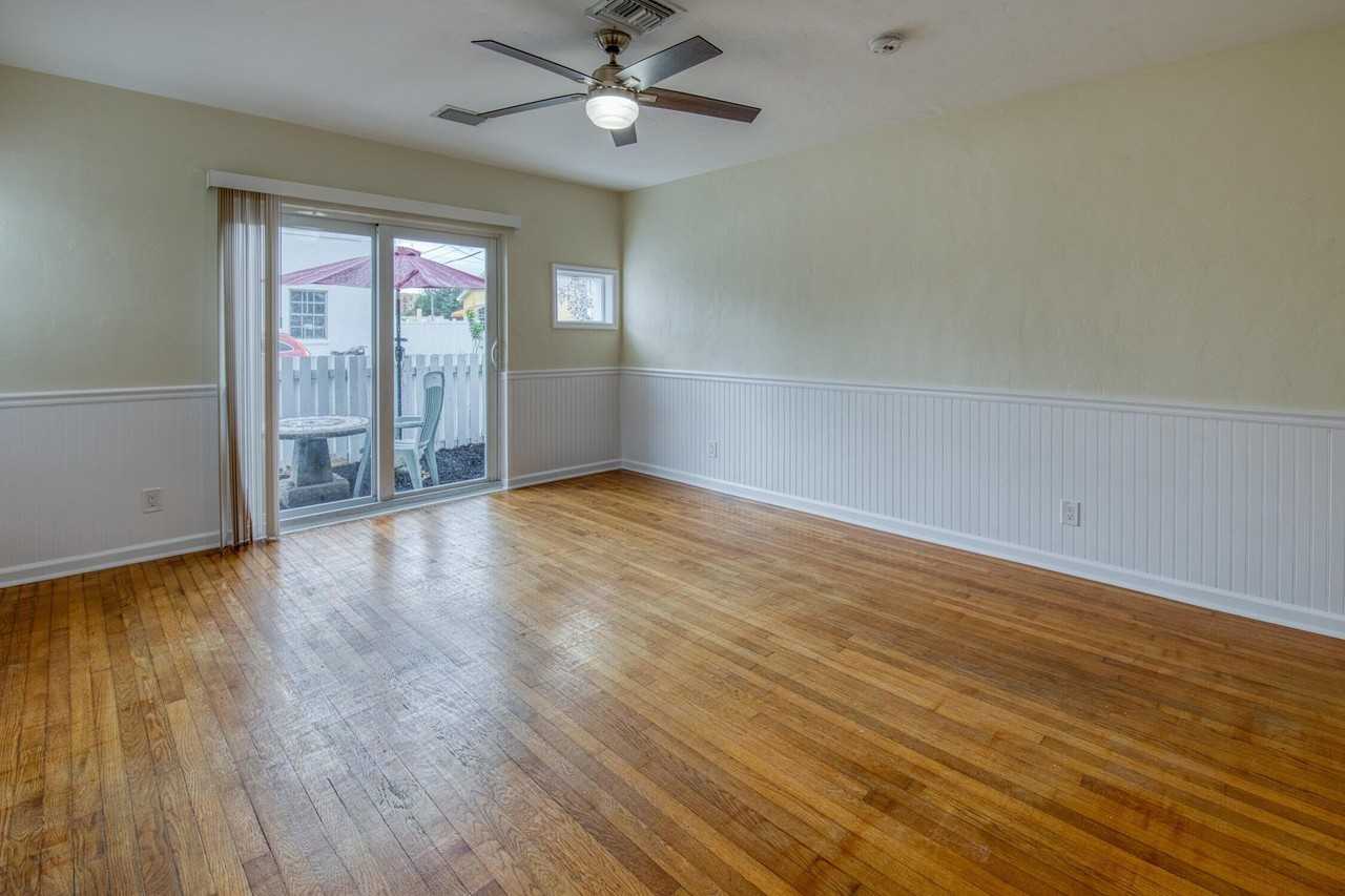 301 N Federal Hwy Apt 5 - Photo 3 of 25