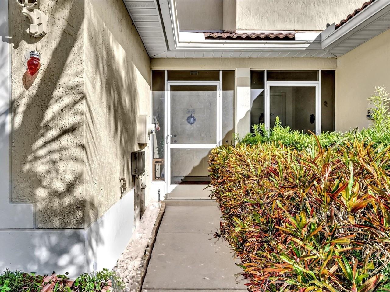 9695 Porta Leona Ln - Photo 3 of 32