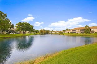 605 Harbour Pointe Way - Photo 1 of 1