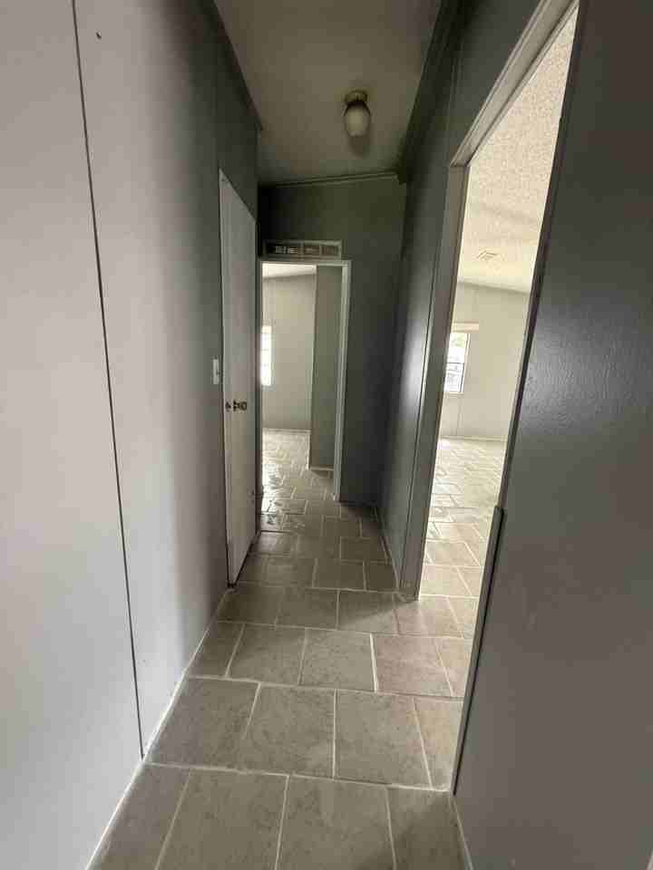 9301 Se 61st Dr - Photo 3 of 17