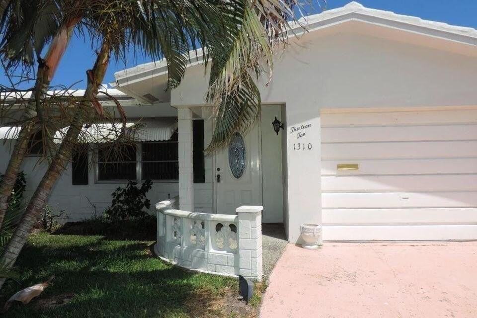 1310 Sw 18th Ct