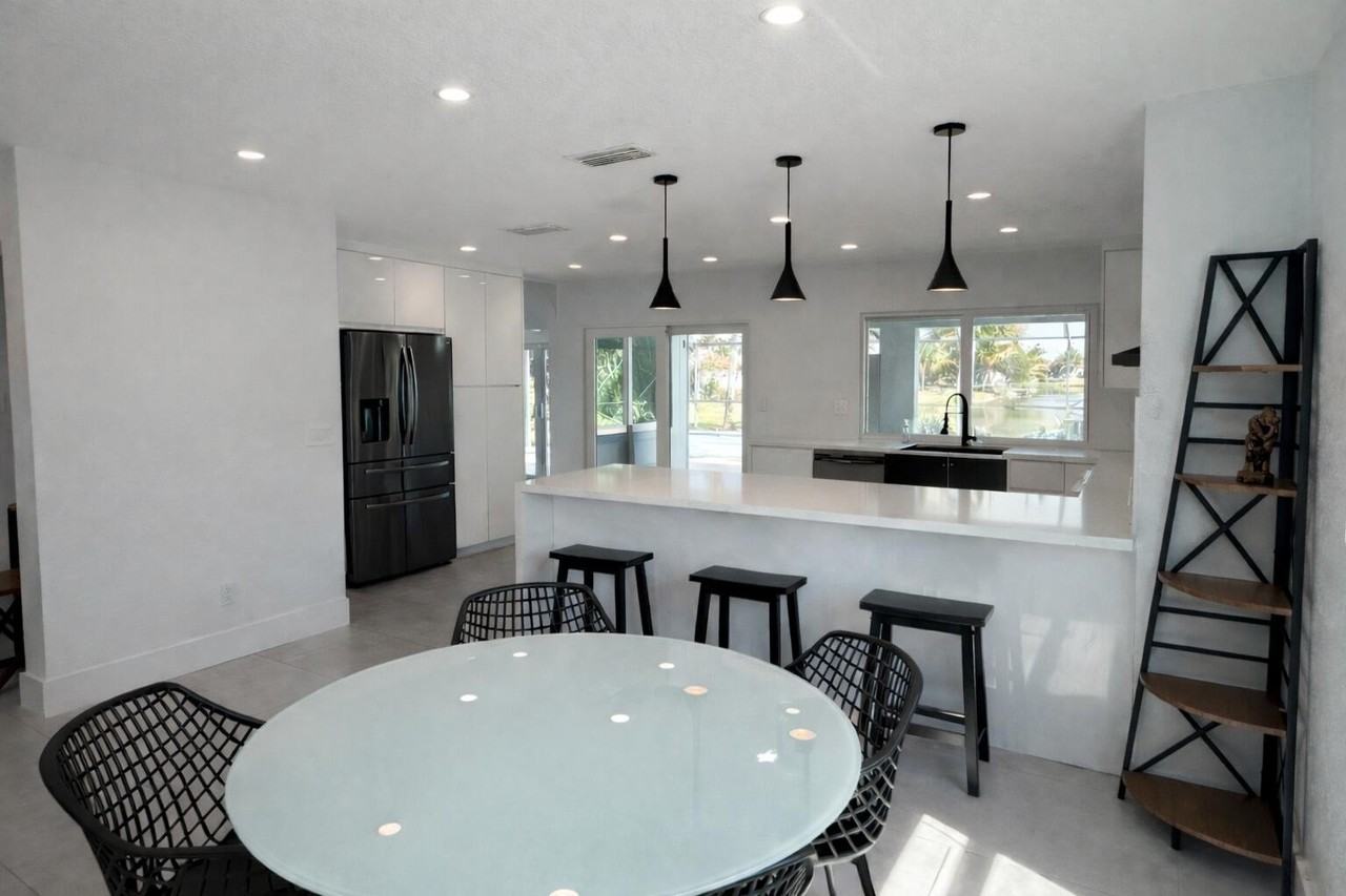 149 Ponce De Leon St - Photo 7 of 16