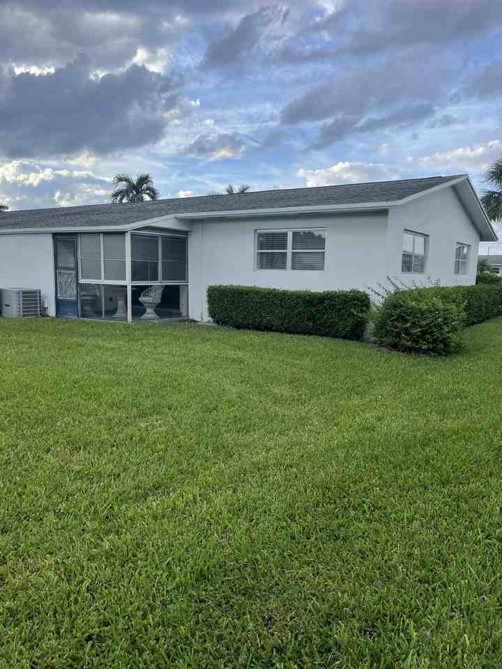 2716 Emory Dr E #H - Photo 5 of 45