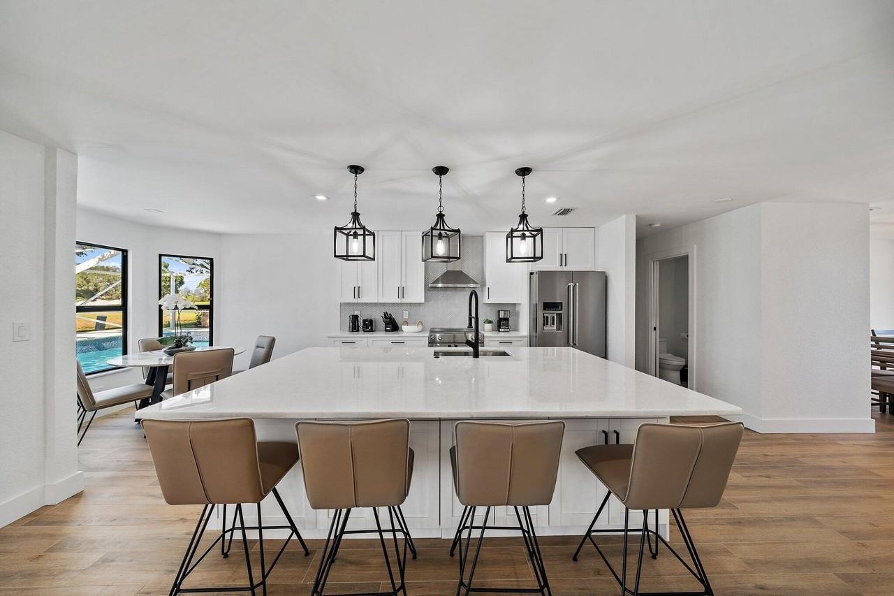 1878 Lynton Cir - Photo 7 of 45