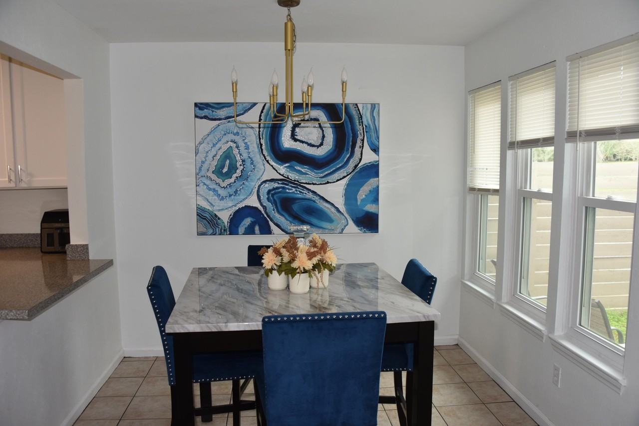 650 W Tharpe St - Photo 3 of 8