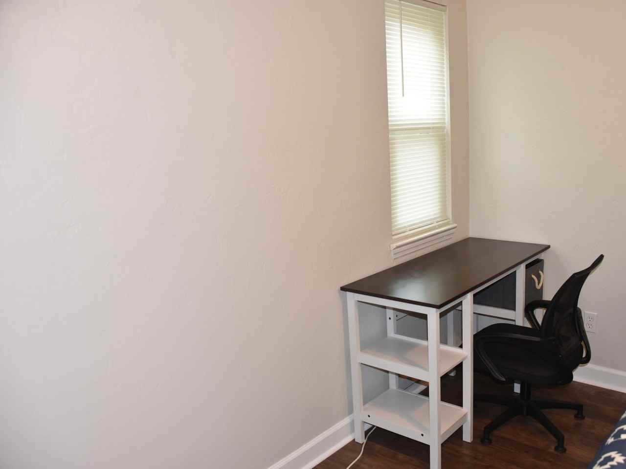 650 W Tharpe St - Photo 5 of 8