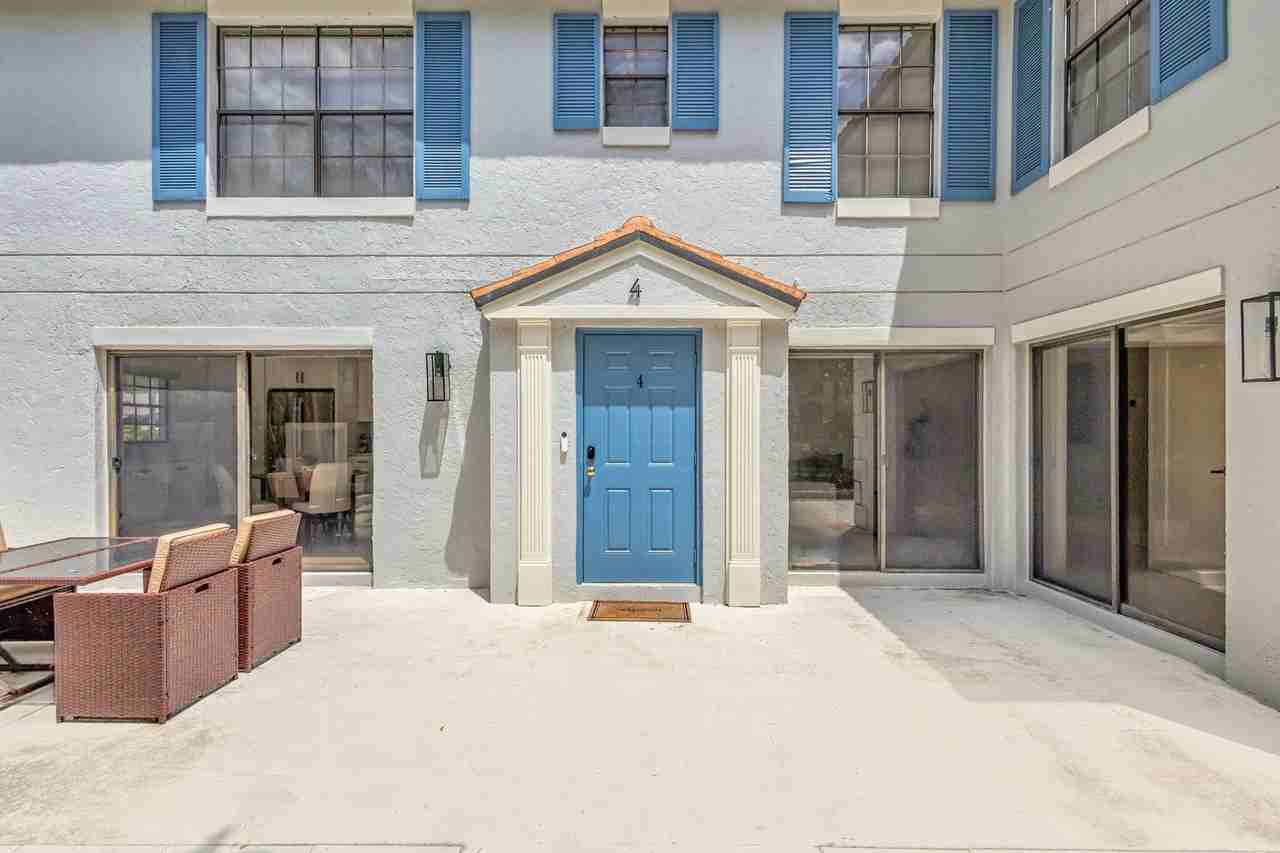 355 Prestwick Cir Apt 4 - Photo 2 of 50