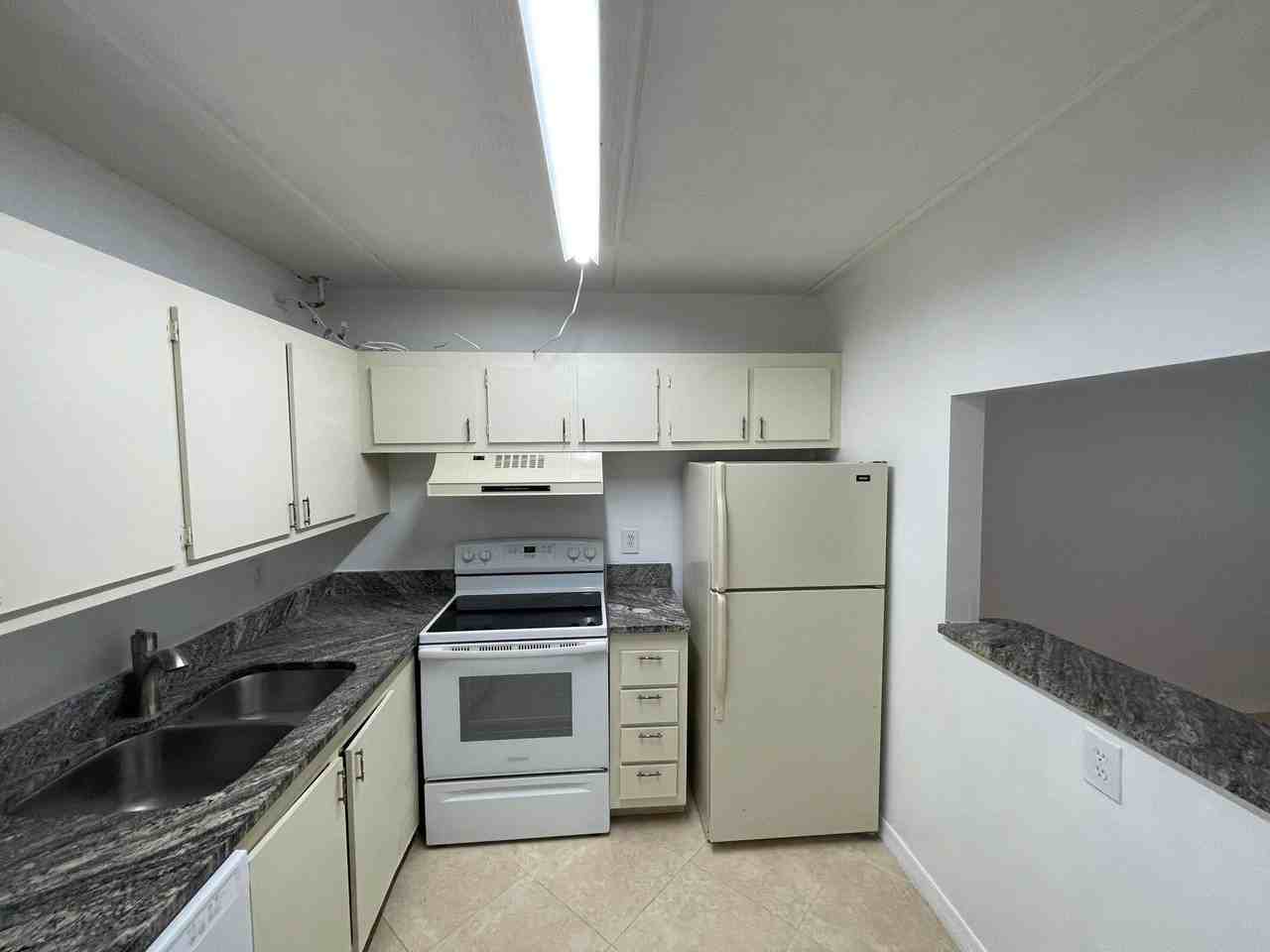 2100 Springdale Blvd Apt 209 - Photo 3 of 27